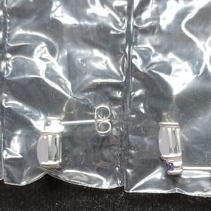 Avon Silver Tone Lavender and Clear Stud Earrings